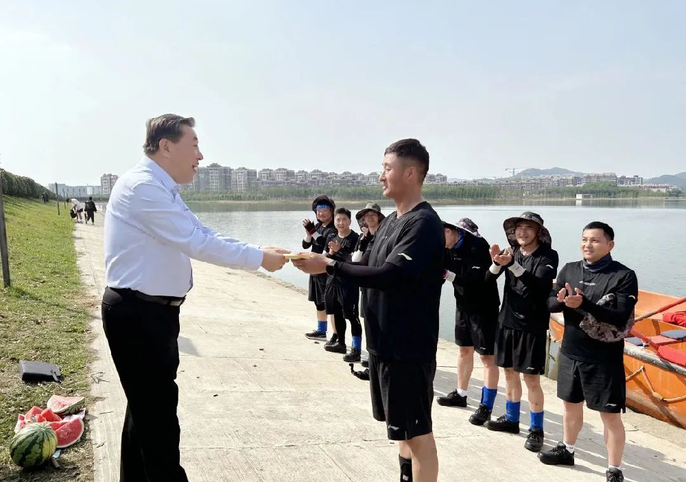 晁陽率隊慰問江蘇遠洋備戰(zhàn)第六屆中國海員技能大比武集訓隊員