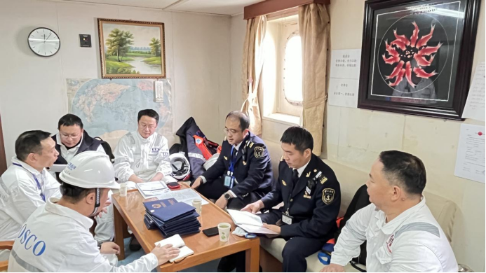 四方精準(zhǔn)把脈 會(huì)戰(zhàn)歲末年終——“江遠(yuǎn)福州”輪順利通過聯(lián)合檢查