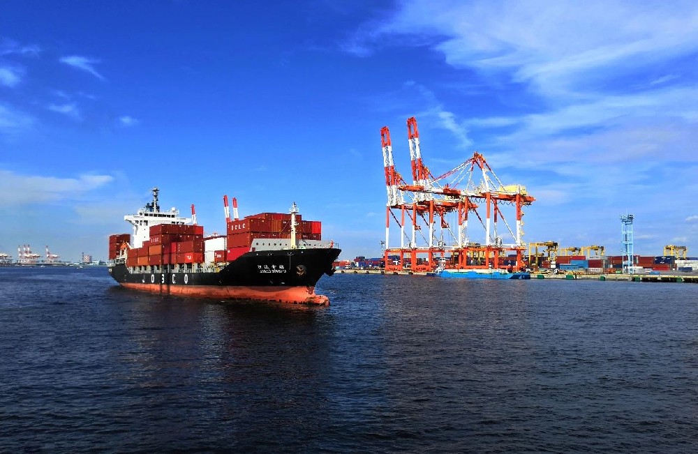 急群眾所急 想群眾所想—— 江蘇海事局政務(wù)中心加急速辦“江遠(yuǎn)幸福”輪三管輪特免證明