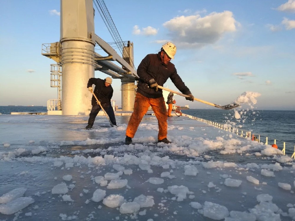 情滿江海 江蘇遠(yuǎn)洋全力以赴護(hù)航“蘇心春運(yùn)”