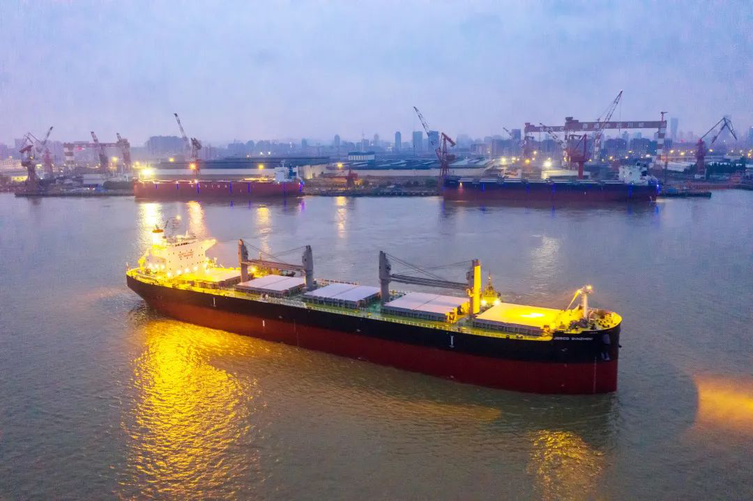 NE380試航NE381下水 江蘇遠洋新造船捷報頻傳
