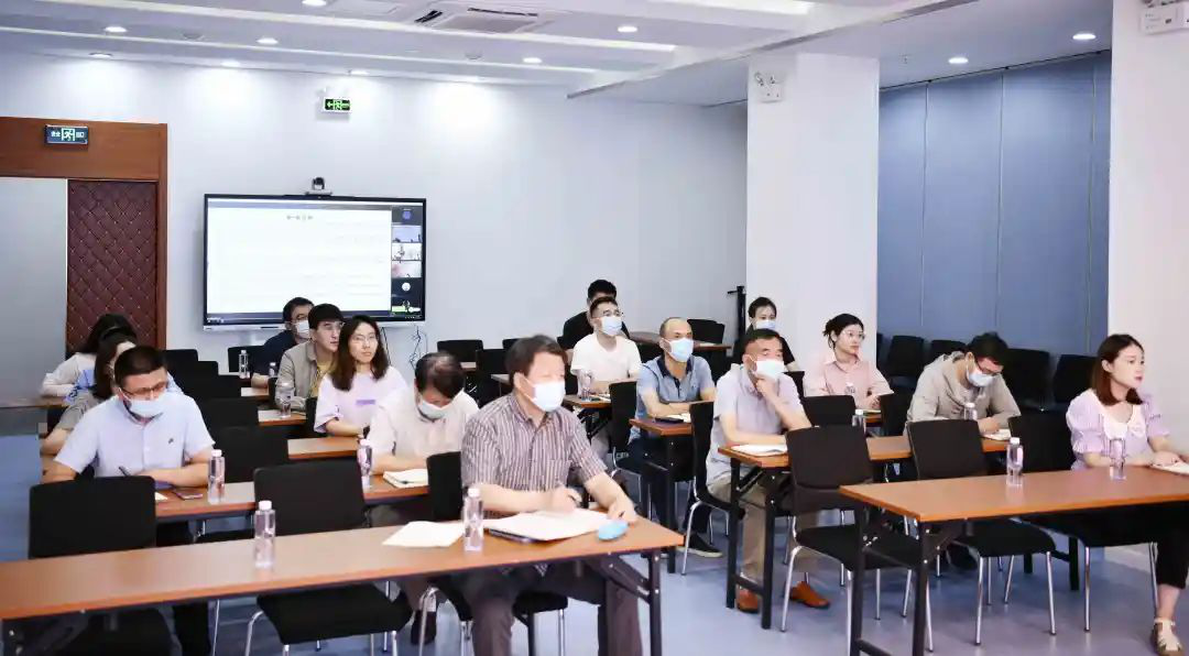 江蘇遠(yuǎn)洋召開2022年第五次規(guī)章制度宣貫會(huì)