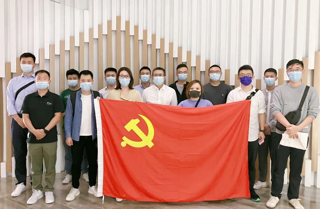 結(jié)對(duì)共建，凝心聚力——江蘇遠(yuǎn)洋總部第一黨支部攜手人保財(cái)險(xiǎn)南京營(yíng)業(yè)部黨支部開(kāi)展觀影活動(dòng)