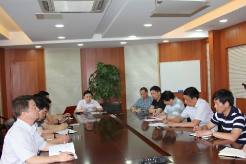 機關第一黨支部召開專題組織生活會