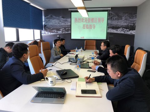 鼓樓區(qū)領導蒞臨新世紀公司調(diào)研指導