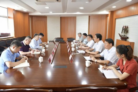 浙江海運(yùn)集團(tuán)陳金總經(jīng)理一行來我司拜訪