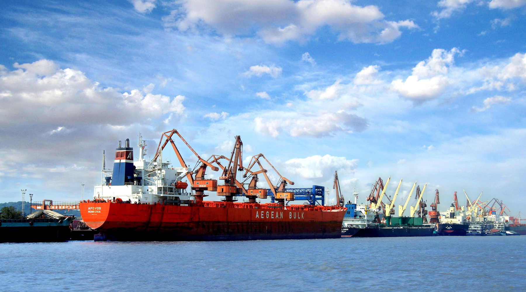 江蘇港口大場(chǎng)景照片 (3)_副本.jpg