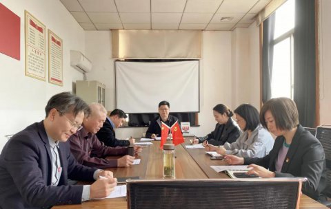 聚力微課堂 汲取正能量——新世紀(jì)張家港黨支部創(chuàng)新開(kāi)展“百年黨史每周學(xué)”