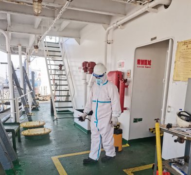 一線紀(jì)實(shí) | “江遠(yuǎn)南京”輪：做好關(guān)鍵環(huán)節(jié) 時(shí)刻“如履薄冰”