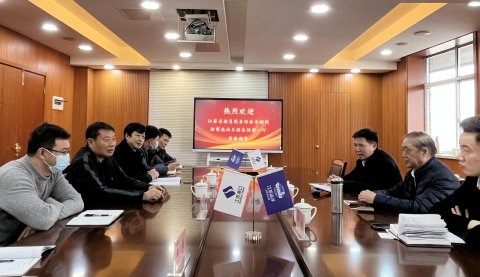 江蘇省船員服務協會走訪調研江蘇遠洋