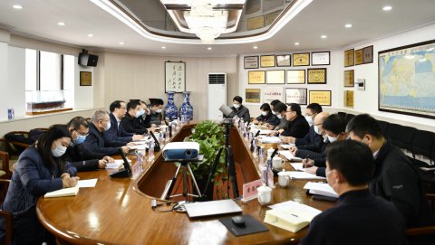 譚瑞兵帶隊到江蘇遠洋開展春節(jié)前安全防疫檢查